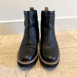 Dolce Vita Huey H2O Waterproof Bootie Women’s Size 8.5M (Used, Great Condition)